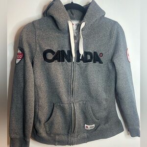 HUDSONS BAY CO, size S, 2010 Canada Olympic gray sweater, thick, hood